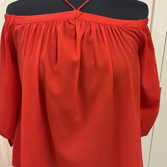 She & Sky Off the shoulder halter top with tie accents at sleeve - Picture 2 of 4